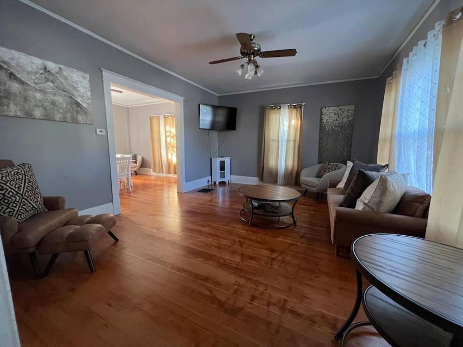 Timelessly Restored Home - Entirely Yours To Enjoy Billings Eksteriør bilde