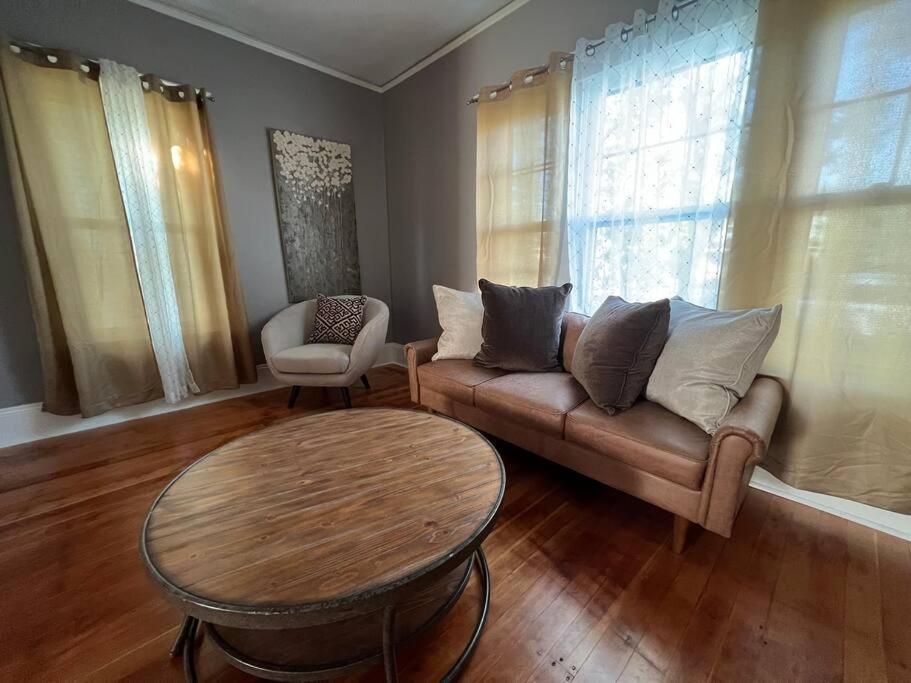 Timelessly Restored Home - Entirely Yours To Enjoy Billings Eksteriør bilde
